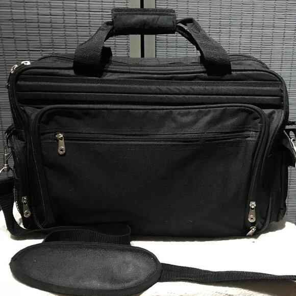 Computer Bag for up to 17" laptop - Picture 1 of 9